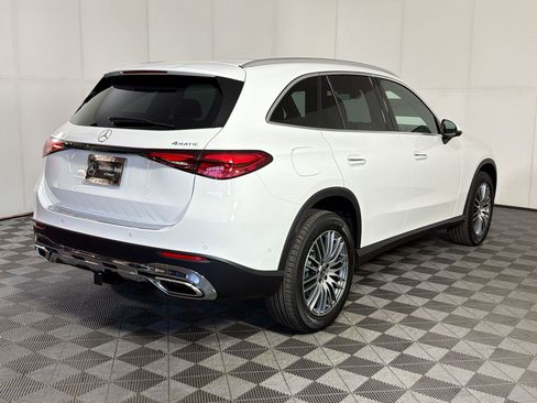 Used 2026 Mercedes-Benz GLC 300 4MATIC image 9