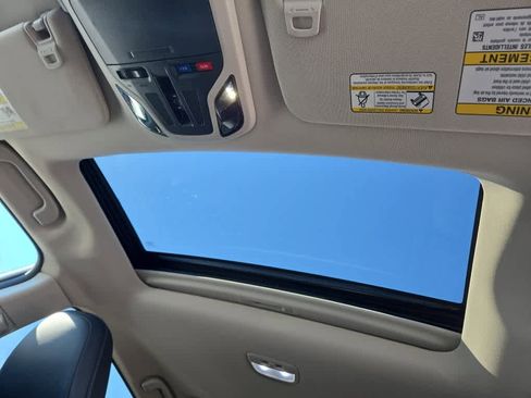 Used 2024 Subaru Outback Touring XT image 23