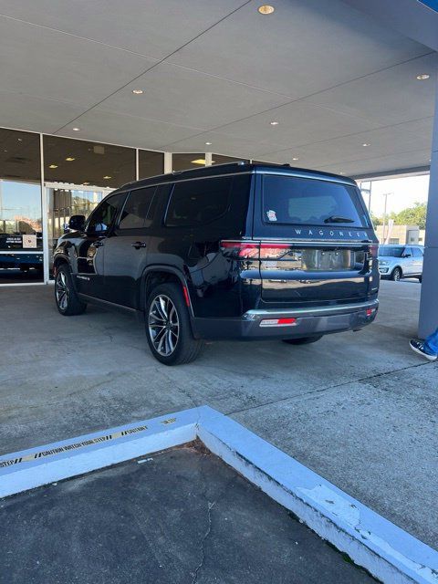 Used 2022 Jeep Wagoneer Series III w/ Premium Group I RWD image 4