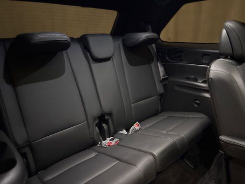 Used 2026 Hyundai Palisade Calligraphy image 21