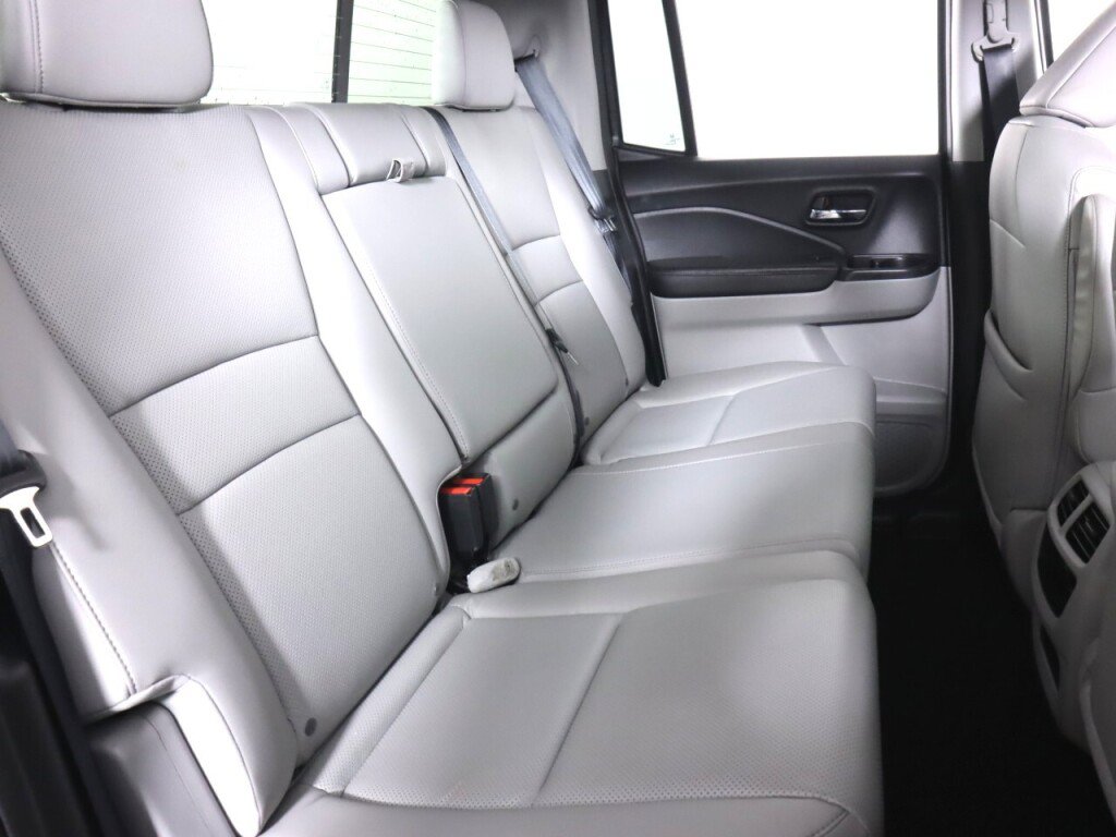 Used 2017 Honda Ridgeline RTL-E image 43