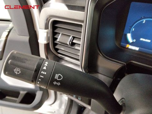 Used 2024 Ford F250 Platinum image 12
