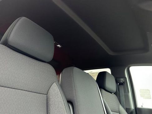 New 2025 Chevrolet Silverado 1500 Custom image 18