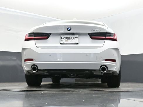 Certified 2025 BMW 330i Sedan w/ Premium Package image 41