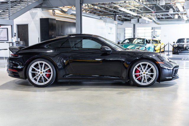 Used 2020 Porsche 911 Carrera 4S AWD/4WD image 7