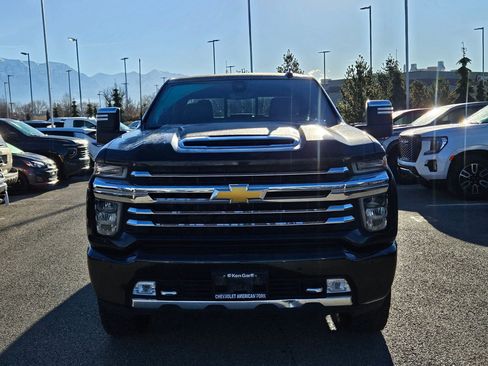 Used 2022 Chevrolet Silverado 3500 High Country w/ Z71 Off-Road Package image 9