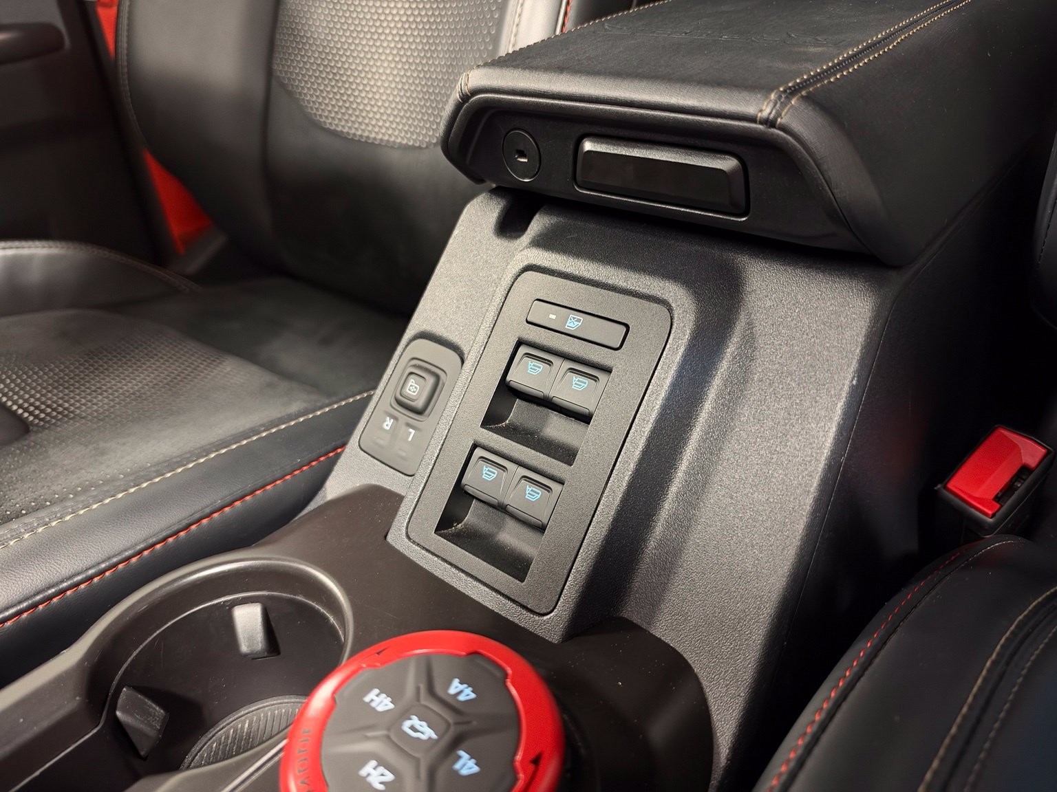 Used 2024 Ford Bronco Raptor AWD/4WD image 40