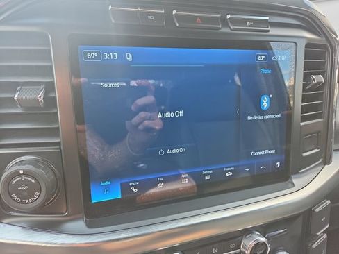 Used 2022 Ford F150 Lariat AWD/4WD image 17