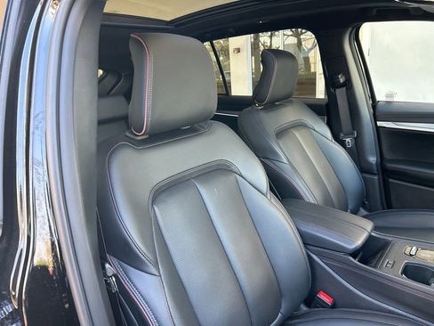 Used 2024 Jeep Wagoneer Launch Edition image 24