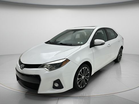 Used 2015 Toyota Corolla S FWD image 6