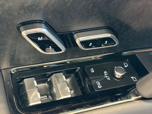 New 2026 Land Rover Range Rover Sport Autobiography AWD/4WD image 10
