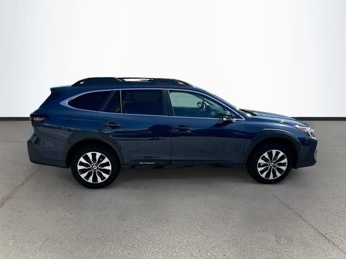 Used 2025 Subaru Outback Limited w/ Tech Package 3 AWD/4WD image 8