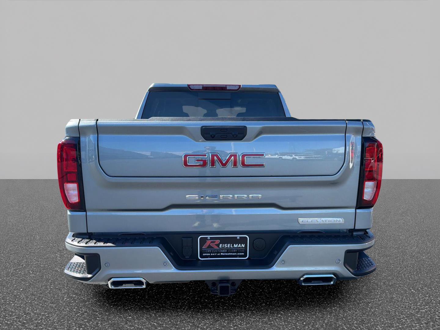 Used 2026 GMC Sierra 1500 Elevation w/ Elevation Premium Package AWD/4WD image 5