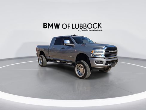 Used 2023 RAM 2500 Laramie AWD/4WD image 3