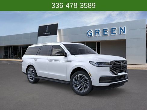 New 2026 Lincoln Navigator Premiere AWD/4WD image 7