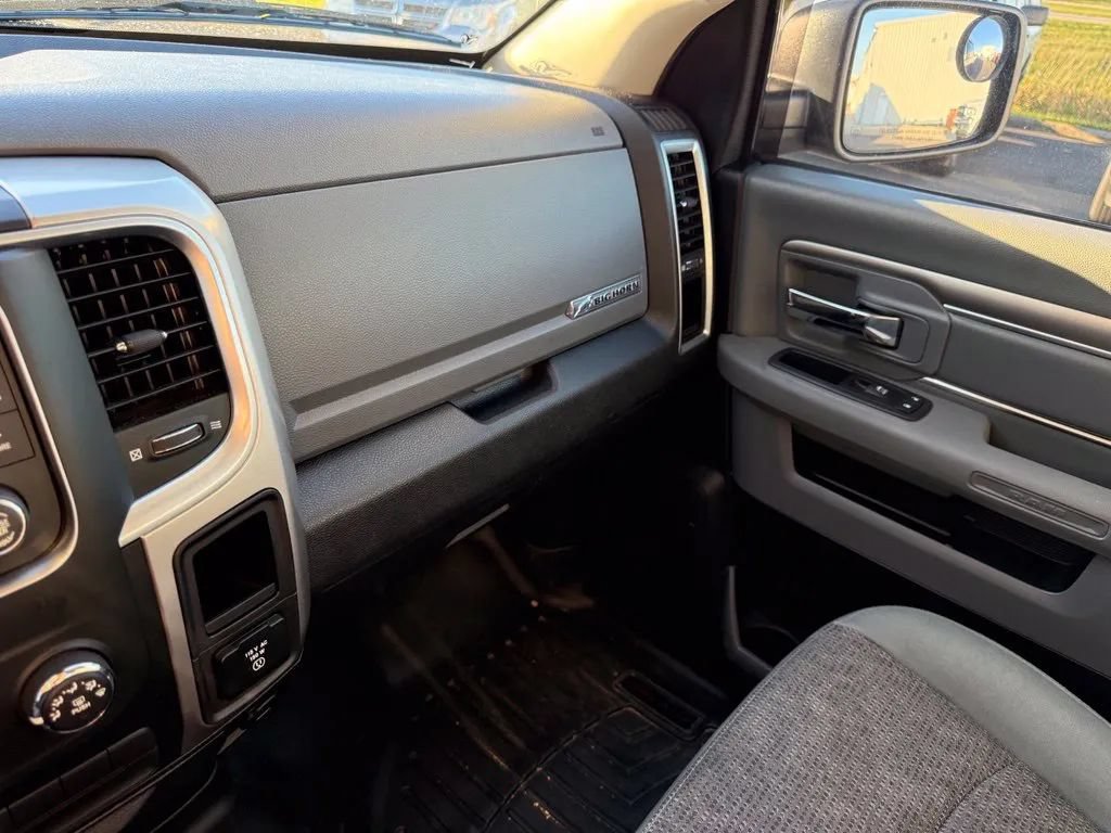 Used 2016 RAM 1500 Big Horn AWD/4WD image 17