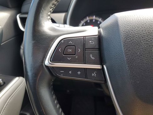 Certified 2023 Toyota Highlander XLE image 23