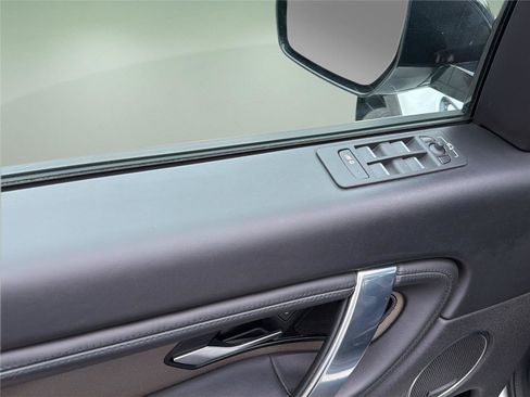 Used 2020 Land Rover Discovery Sport SE AWD/4WD image 28
