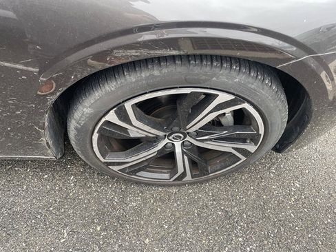 Used 2025 Volvo S60 B5 Core image 12