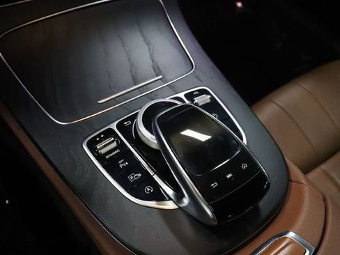 Used 2018 Mercedes-Benz E 400 Coupe image 25