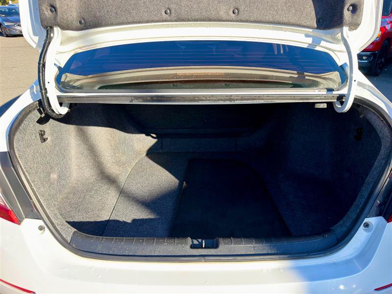 Used 2018 Honda Accord LX image 5