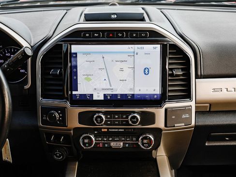 Used 2022 Ford F250 Lariat w/ Lariat Value Package image 11