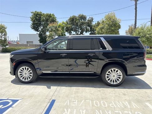 Used 2021 Cadillac Escalade ESV Luxury image 6