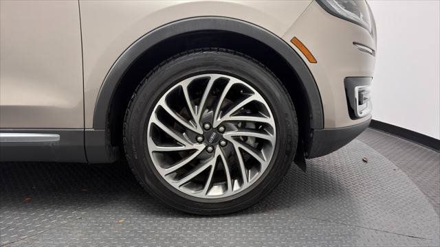 Used 2019 Lincoln Nautilus Reserve w/ Driver Assistance Package FWD image 37