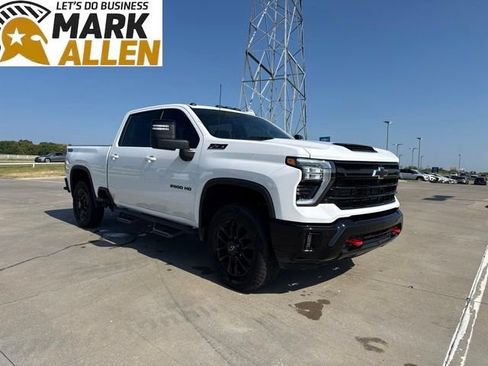 Used 2025 Chevrolet Silverado 2500 LTZ w/ LTZ Plus Package AWD/4WD image 1