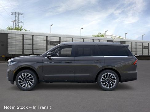 New 2026 Lincoln Navigator Black Label image 3