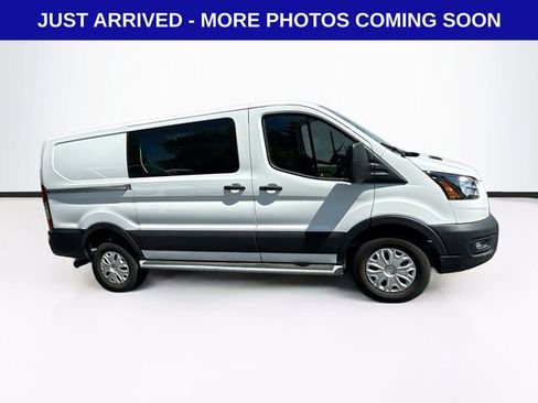 Used 2025 Ford Transit 250 Low Roof w/ Exterior Upgrade Package RWD image 9