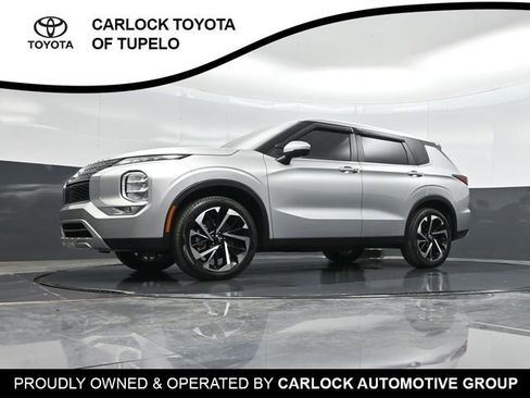 Used 2024 Mitsubishi Outlander SE image 37