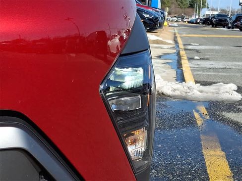 Used 2024 Hyundai Kona SEL w/ Convenience Package image 9