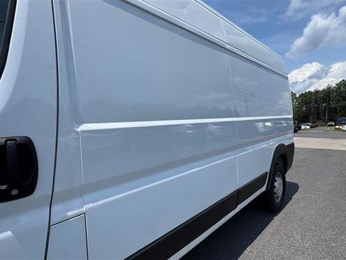 Used 2023 RAM ProMaster 2500 FWD image 11