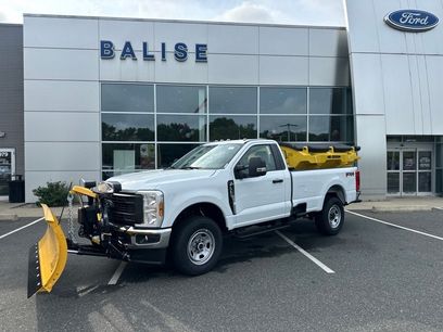 New 2026 Ford F350 XL w/ FX4 Off-Road Package