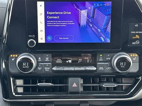 Used 2023 Toyota Highlander XLE image 15