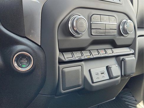 New 2026 GMC Sierra 1500 Pro w/ Graphite Edition image 17