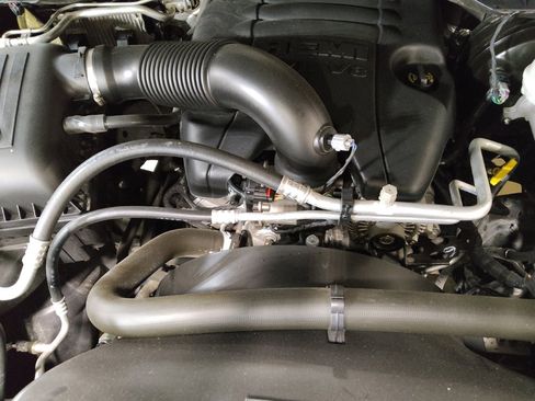 Used 2017 RAM 1500 Express w/ Black Ram 1500 Express Group image 30