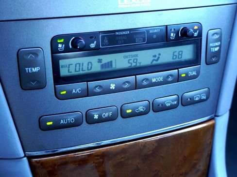 Used 2006 Lexus ES 330 image 24