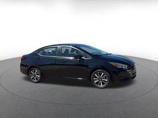 Used 2025 Nissan Versa SV video 2