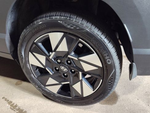 Certified 2024 Hyundai Kona SEL AWD/4WD image 28