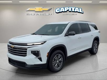 Used 2025 Chevrolet Traverse LT w/ Enhanced Driving Package