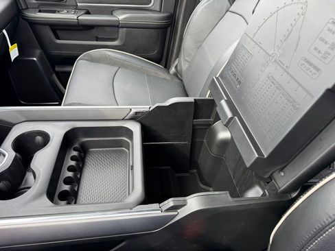 Used 2024 RAM 2500 Laramie w/ Night Edition image 25