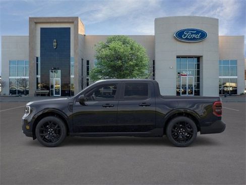 New 2025 Ford Maverick Lariat w/ Black Appearance Package image 3