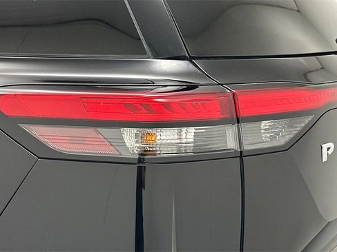 Certified 2022 Nissan Pathfinder Platinum w/ Cargo Package image 24