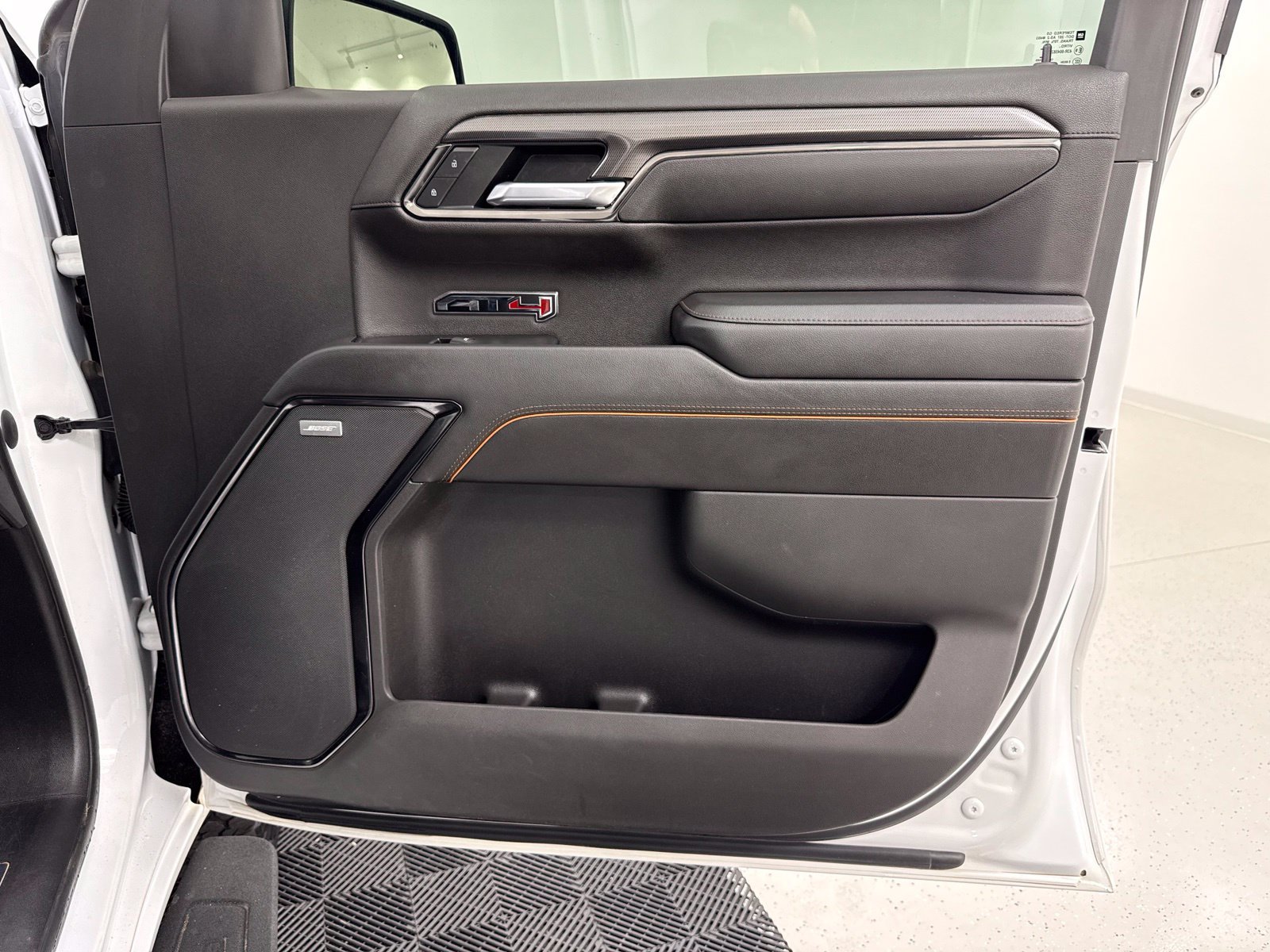 Used 2022 GMC Sierra 1500 AT4 w/ AT4 Premium Package AWD/4WD image 33