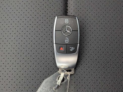 Used 2026 Mercedes-Benz GLE 450 4MATIC image 39