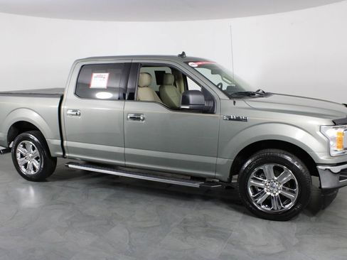Used 2020 Ford F150 XLT w/ Equipment Group 302A Luxury image 13
