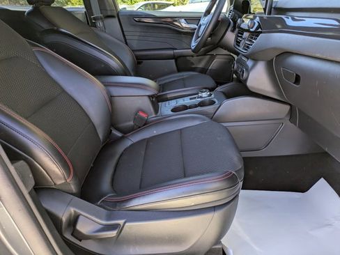 Used 2025 Ford Escape ST-Line image 31