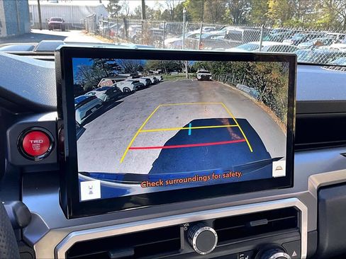 Used 2024 Toyota Tacoma TRD Sport w/ TRD Sport Upgrade Package image 25